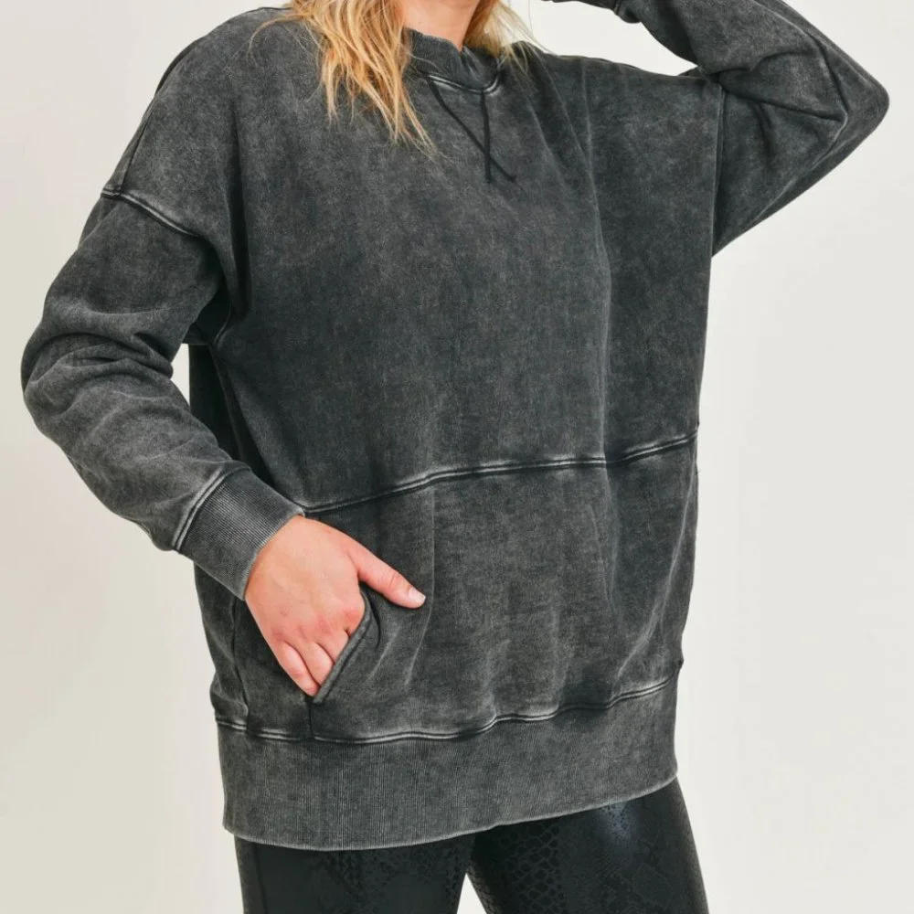The Luna Pullover-Curvy - Picture 2 of 5